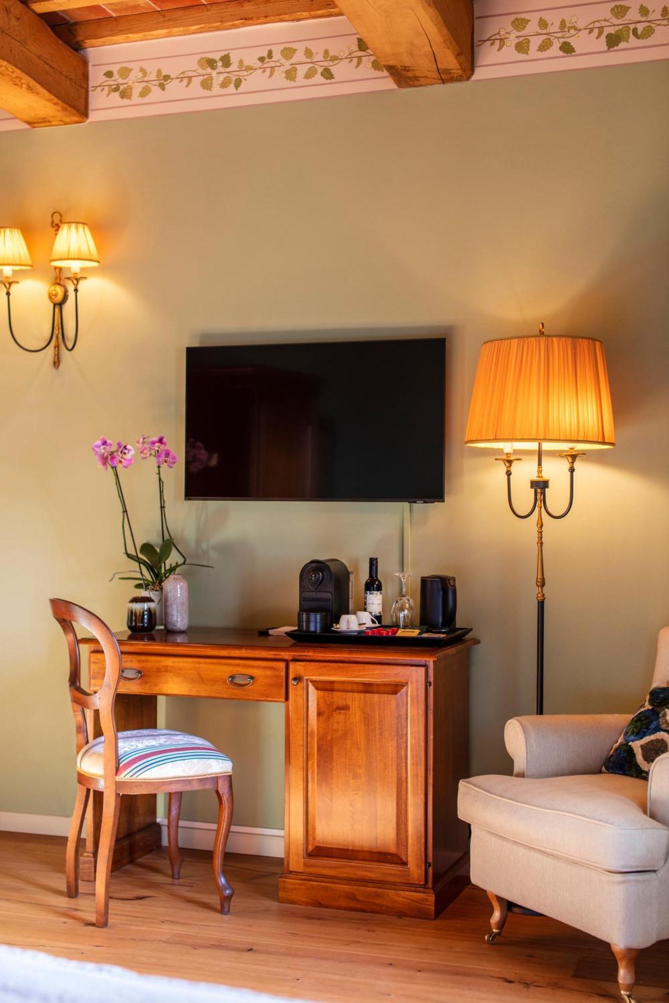 Palazzo Tiglio - A Small Luxury Hotels Of The World San Pancrazio  Eksteriør billede